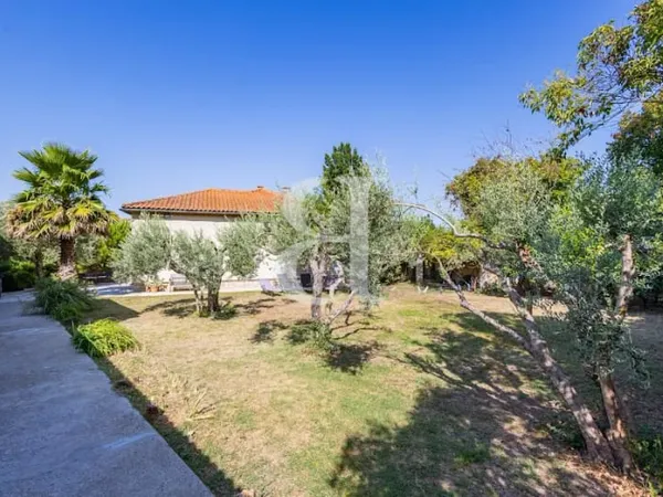 Maison 5 pièces 145 m²