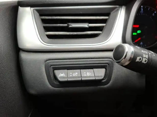 Renault Captur blue dci 95 — photo 84