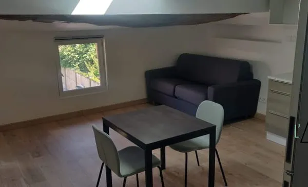 STUDIO MEUBLE 18m2 - COUTRAS
