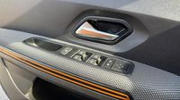 Dacia Sandero 1.0 TCe 90ch Stepway Confort — photo 15