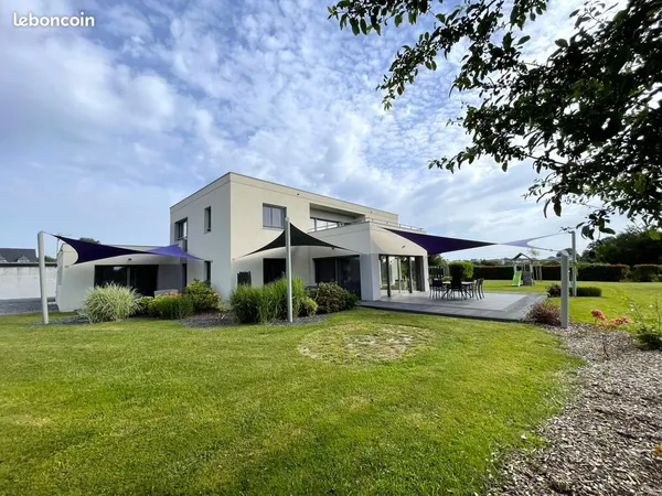 Propriété 10 pièces 300 m²