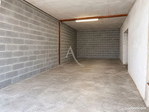 Local 30 m² CARCASSONNE