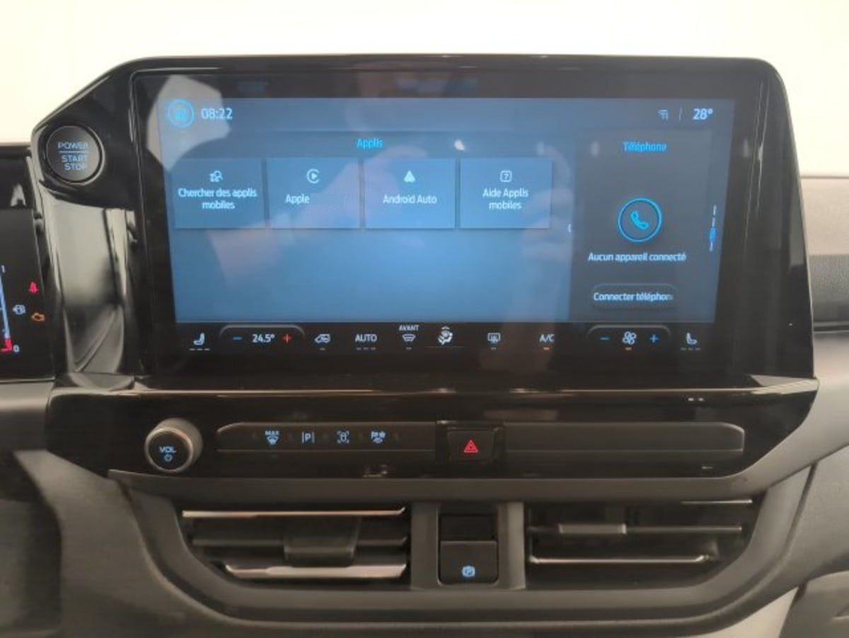 Ford Tourneo Custom — photo 17