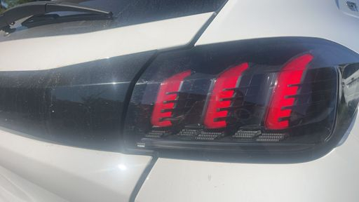 Peugeot 208 1.2 PureTech 130 EAT8 - GT – 2023 – 51530 km – Essence – Boîte Automatique — photo 2