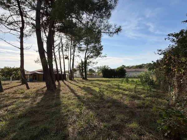 Terrain 924 m²