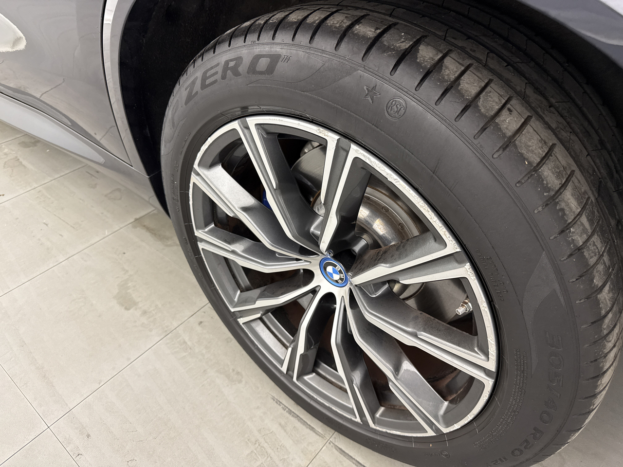 BMW X5 xDrive45e 394 ch BVA8 — photo 34