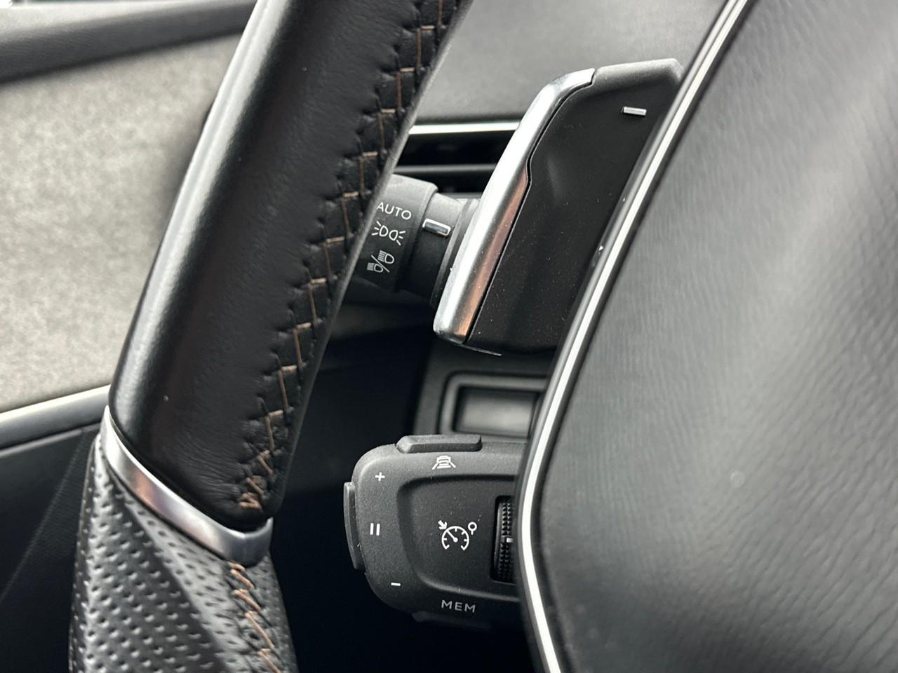 Peugeot 3008 puretech 130ch s&s eat8 gt pack — photo 20