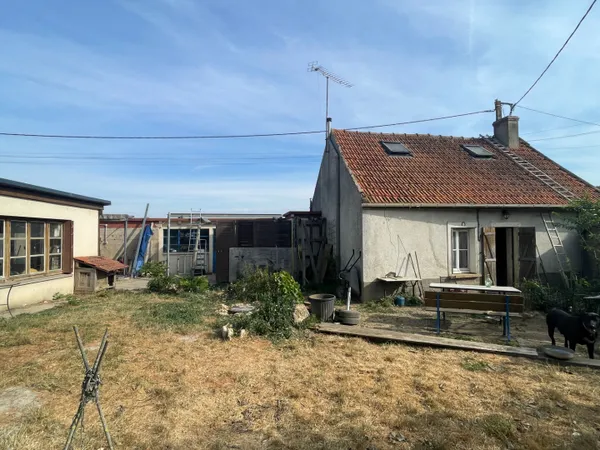 Maison 2 pièces 131 m²
