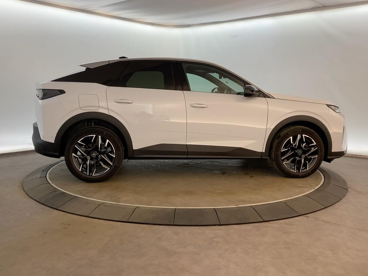 Peugeot 3008 hybrid 145 e-dcs6 allure — photo 4
