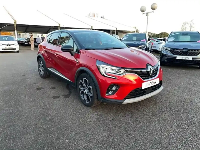 Renault Captur e-tech 145 - 21 — photo 31