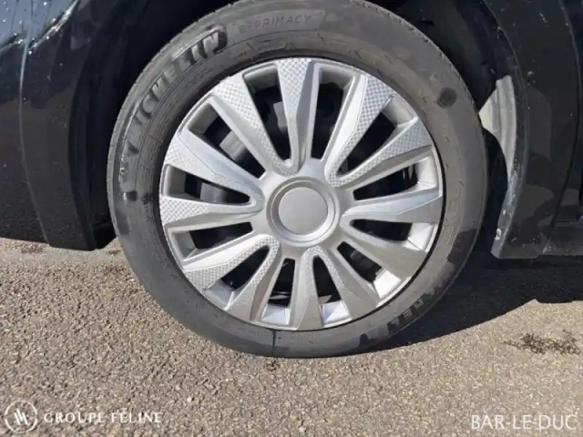 Peugeot 208 e- 136ch like — photo 11