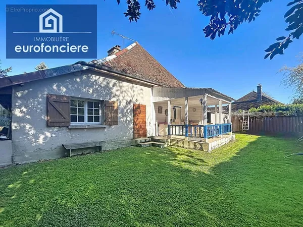 A vendre à Piney, maison de caractère