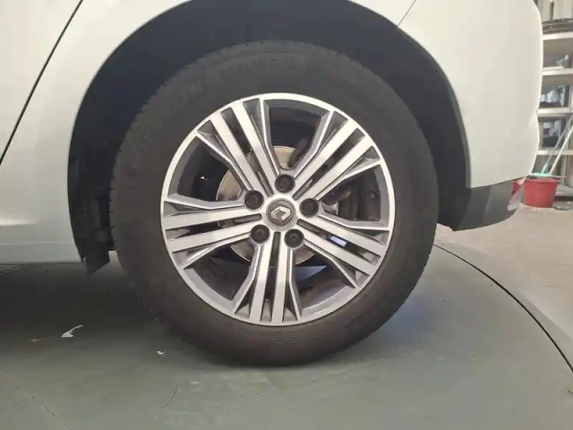 Renault Megane mégane iv berline tce 140 fap - 21n — photo 17