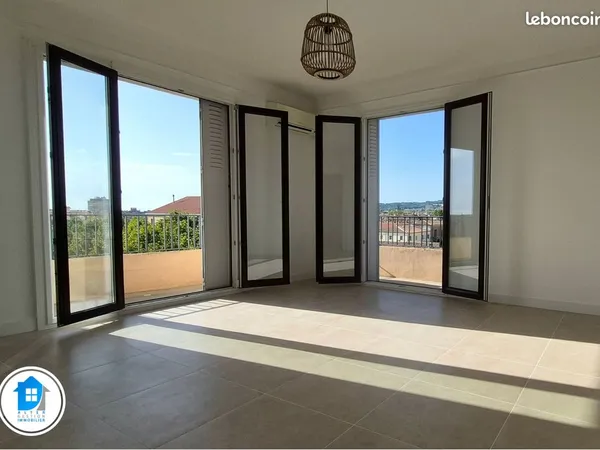 Location appartement 85.41m², 4 pièces