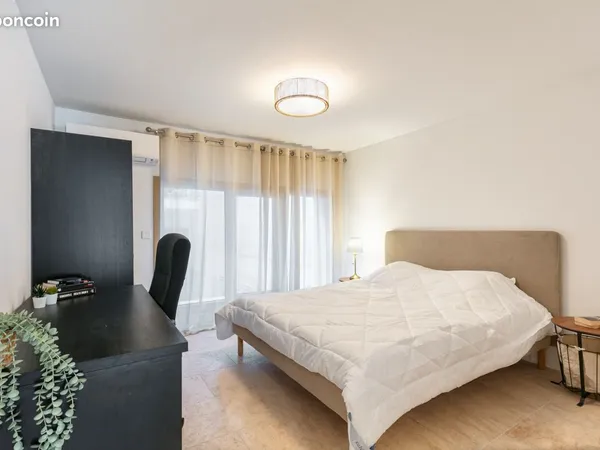 Référence : 204 Turin B