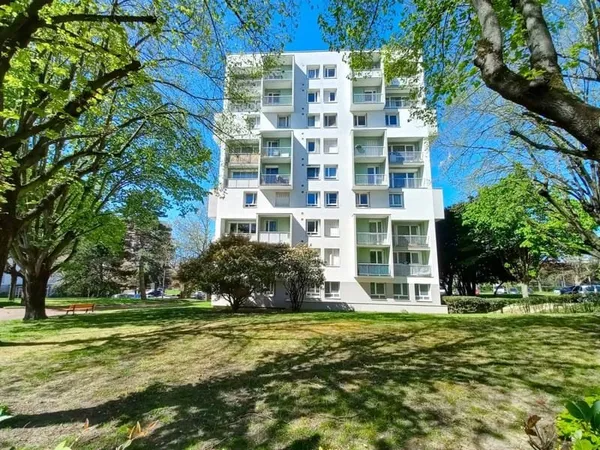Studio 1 pièce 31 m²