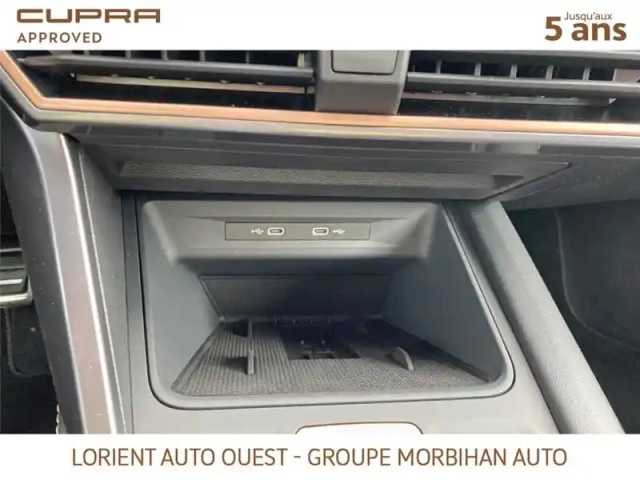Cupra Leon 1.5 etsi hybrid 150 ch dsg7 — photo 40