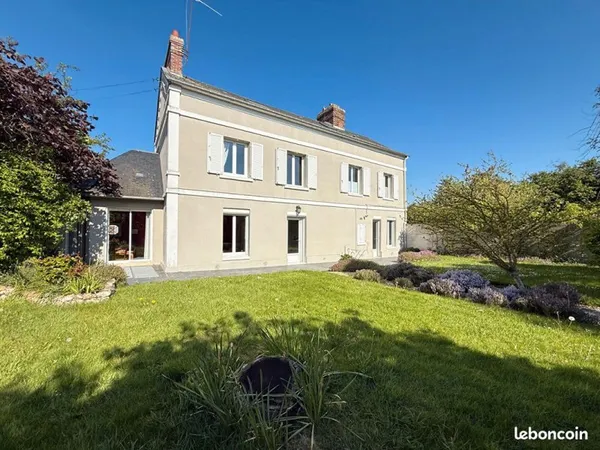 Maison 8 pièces 179 m²