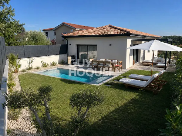 Villa contemporaine récente d'exception