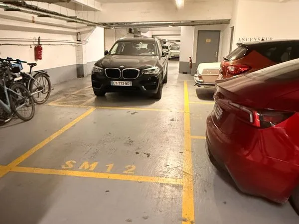 Loue Parking Rue Pau Casals