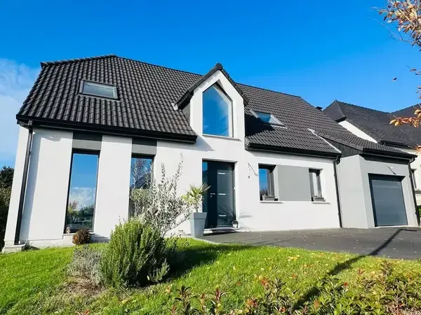 Maison 4 pièces 156 m²