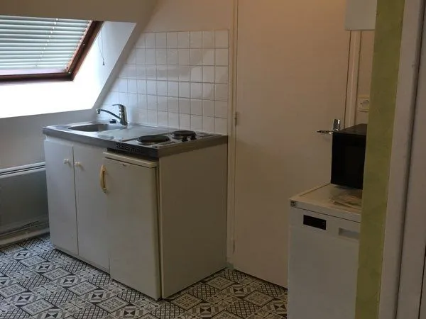 Appartement T2 40m2 meublé Henriville proche commerçants, gare, centre ville Amiens