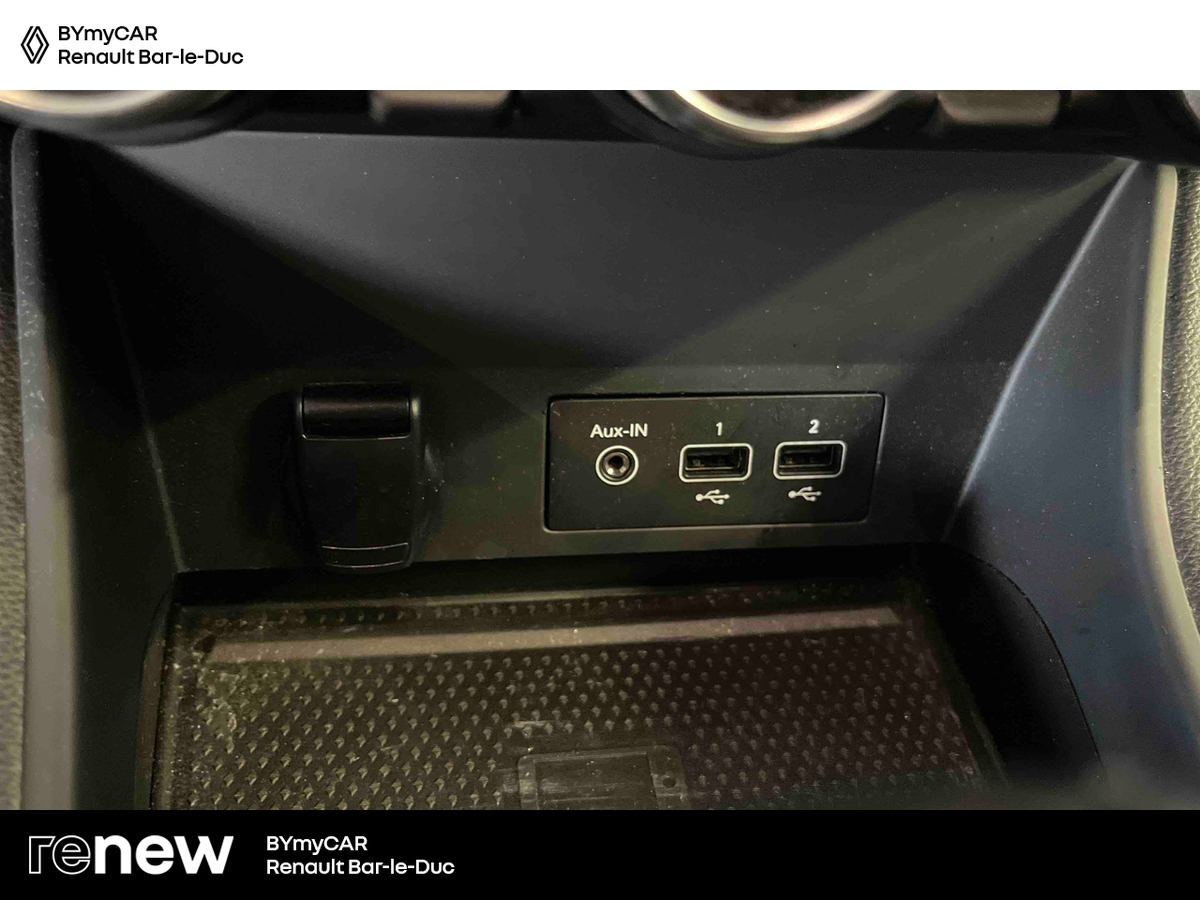 Renault Captur TCe 130 EDC FAP — photo 22