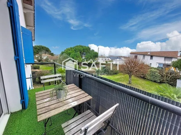 APPARTEMENT 4 PIECES ET BALCON - 67m2 - Vaux-sur-Mer (17640)