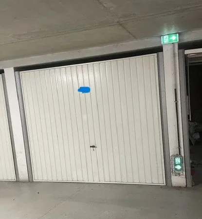GARAGE GRATTE-CIEL