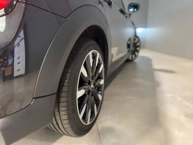 Mini Mini 5 portes cooper 136ch edition premium bva7 — photo 8