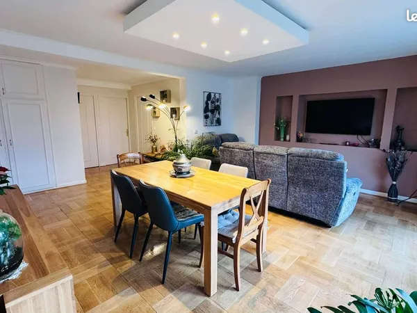 Appartement 6 pièces 105 m²