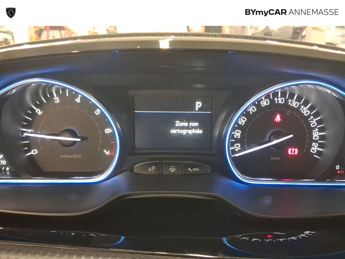 Peugeot 2008 PureTech 110ch S&amp;S EAT6 — photo 37