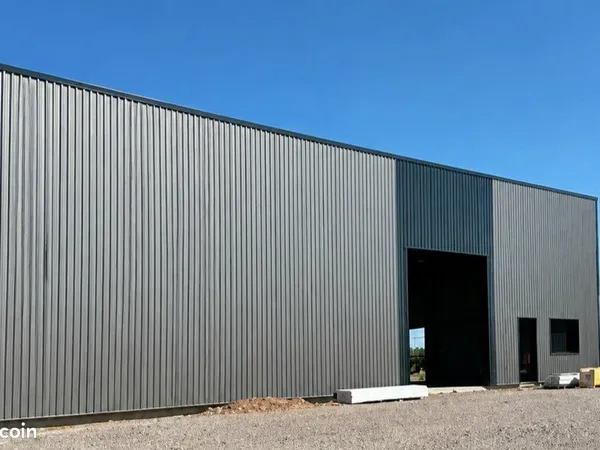 LOCAL D'ACTIVITE 374 m² MOUEN