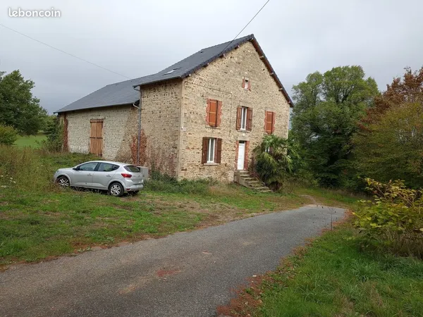 Maison rénovée avec grange Masbaraud (23400)