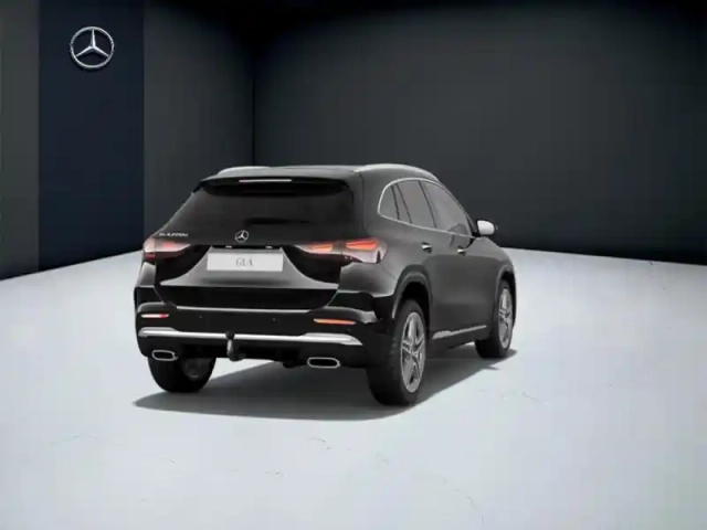 Mercedes Gla 200 d amg line — photo 20