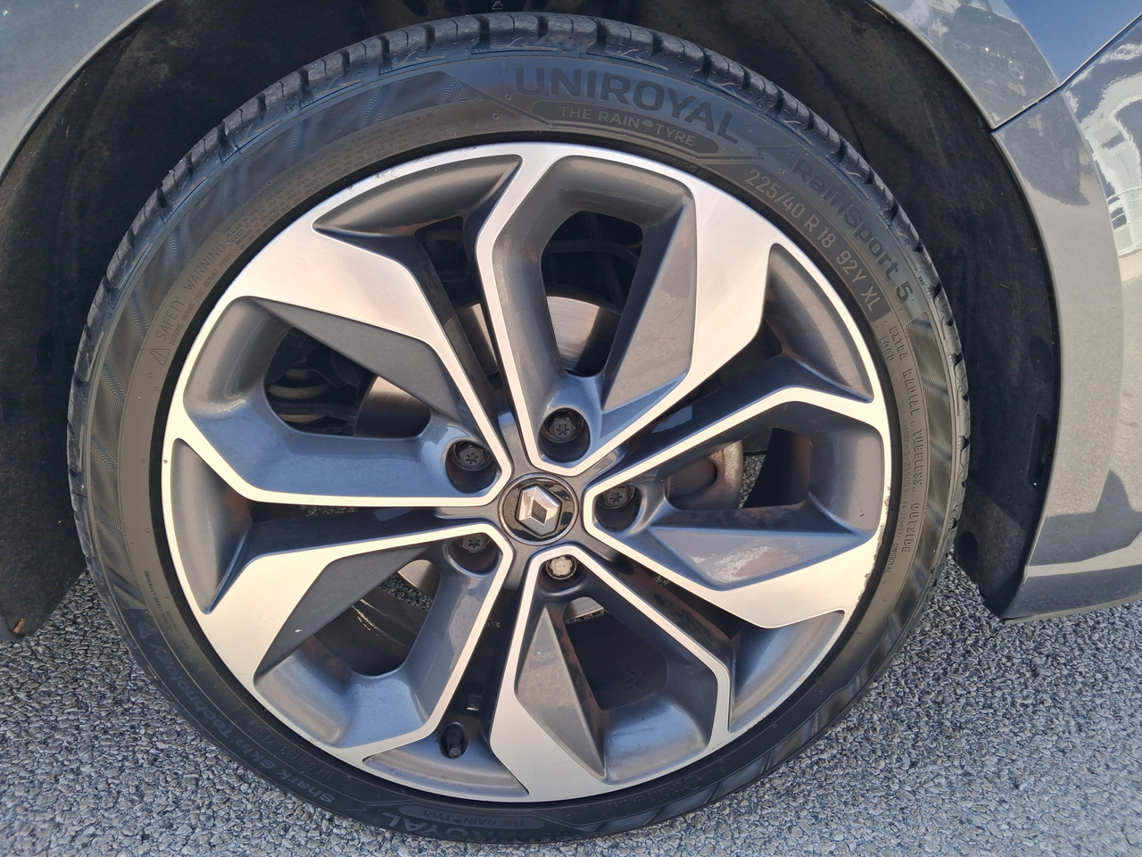 Renault Mégane IV Berline TCe 140 Energy EDC — photo 59