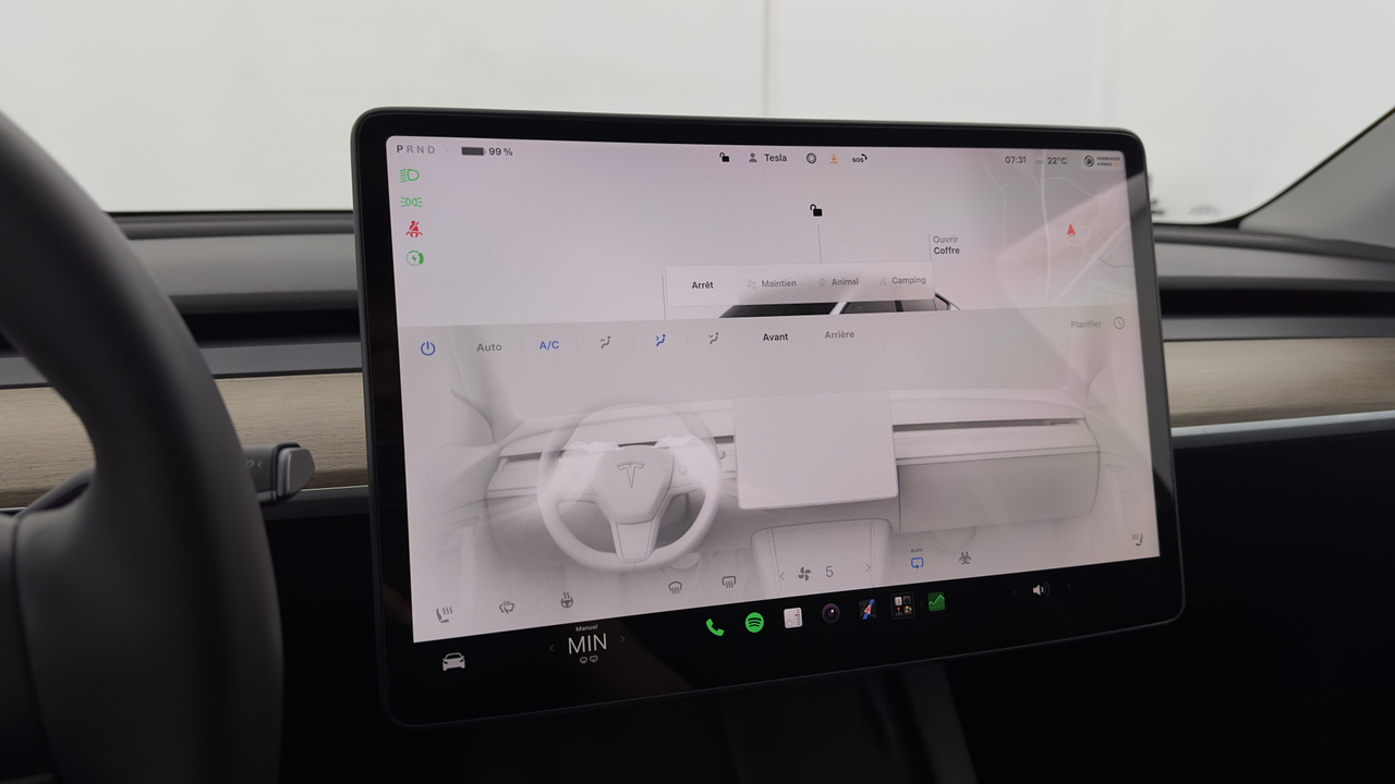 Tesla MODEL Y Long Range RWD — photo 21