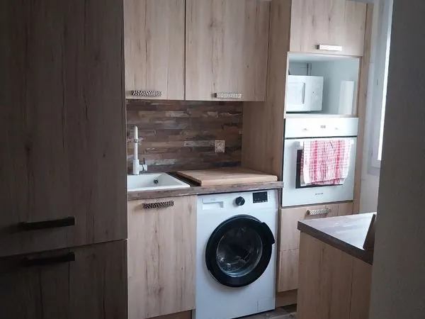 Joli T2 - 42m2 - 1 chambre entièrement rénové dans une résidence sécurisée