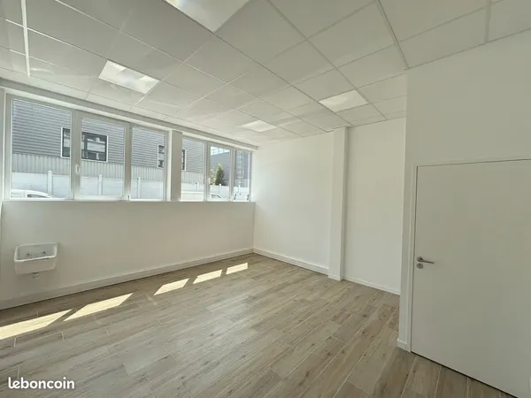 Atelier/Entrepôt Privatif 29 m² - Direct Propriétaire