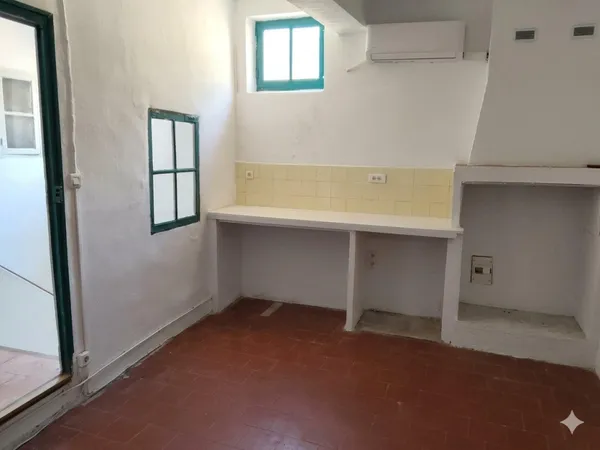 Charmante maison de village avec fort potentiel - Montfort-sur-Argens