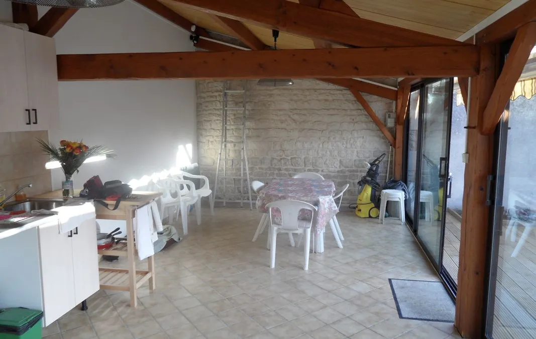 Photo 3