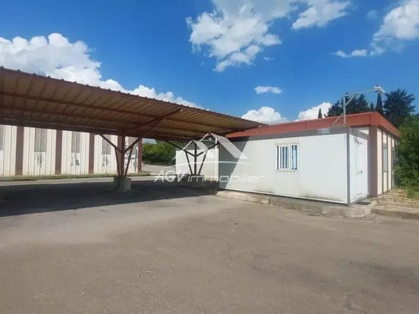 Local commercial 1290 m²