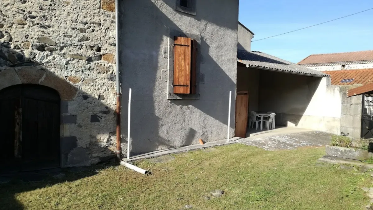 Photo 2