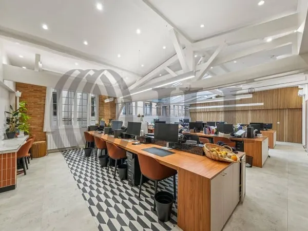 Bureaux 150 m²