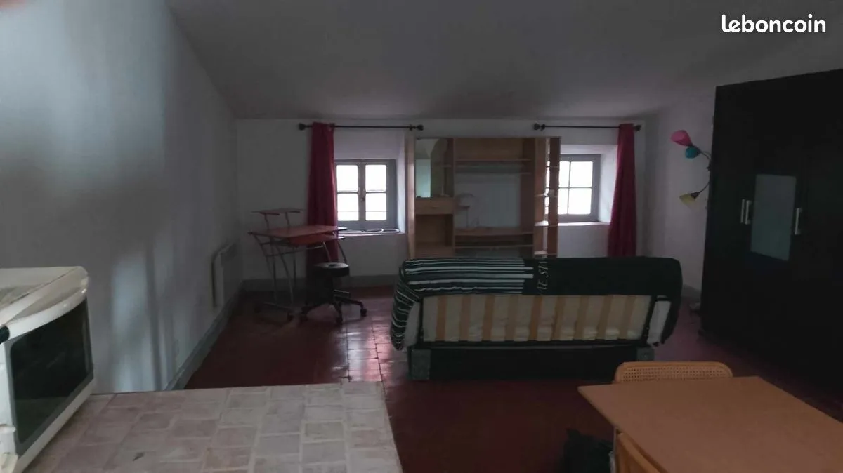 Photo 1