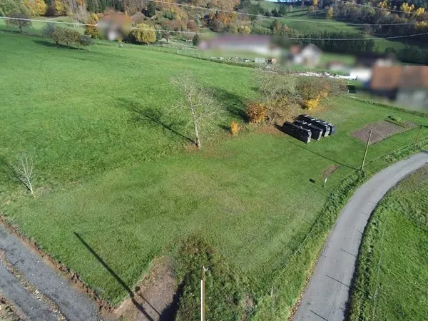 Terrain 726 m²