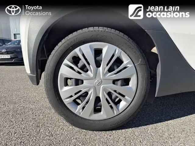 Toyota Aygo X 1.0 vvt-i 72 — photo 9