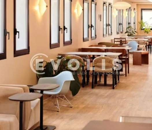 Bureaux 292 m²