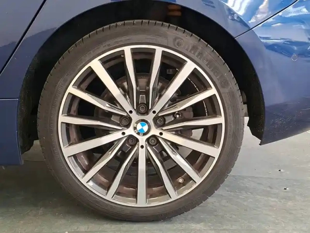 Bmw Serie 1 118i 140 ch dkg7 — photo 9