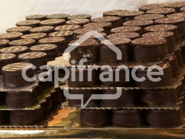 Boutique 2 pièces 78 m²
